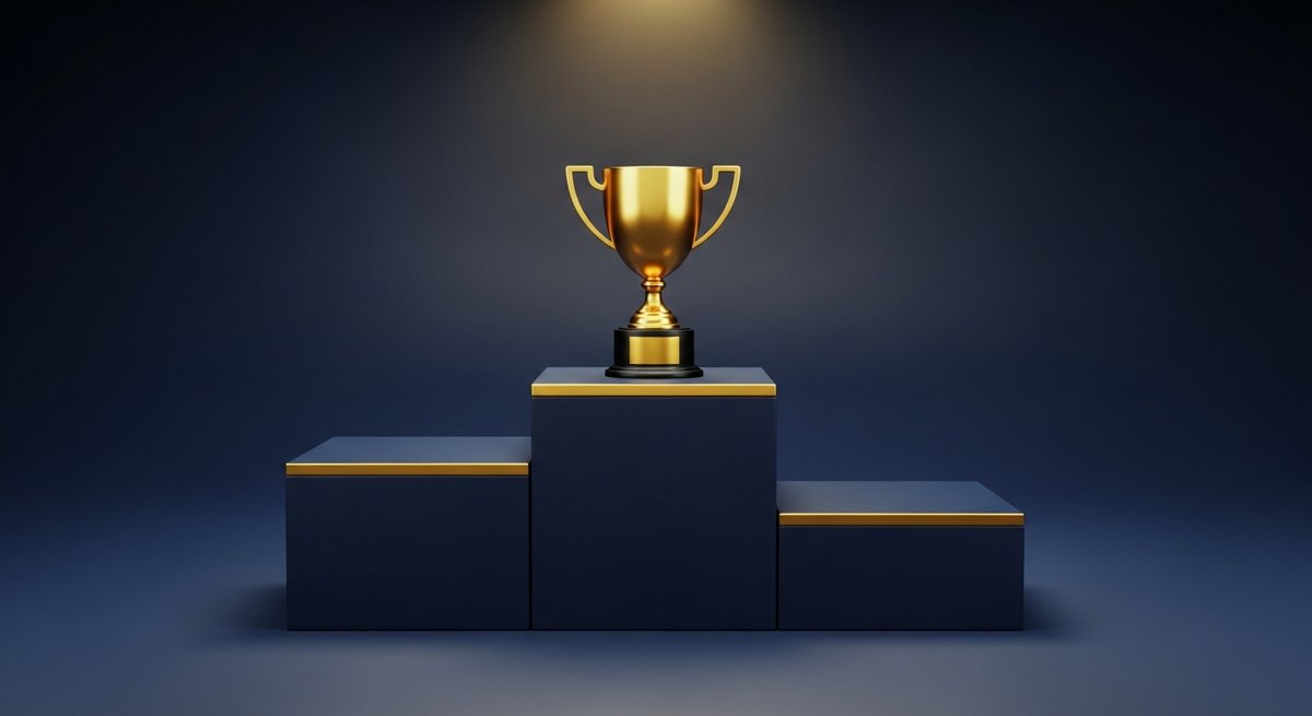 Podium 3D navy avec trophée doré sur la marche centrale et deux marches latérales basses : illustration des trois plans Semrush Pro, Guru et Business avec le plan Pro mis en avant