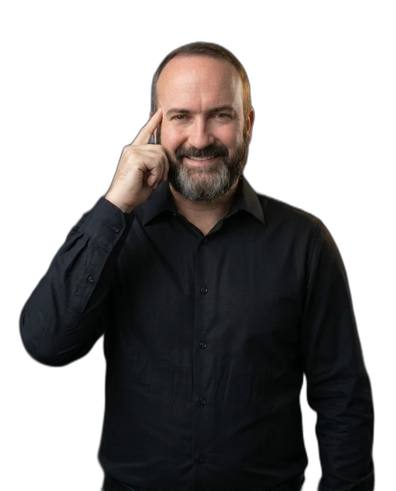 Cédric Anger · photo détourée fond transparent